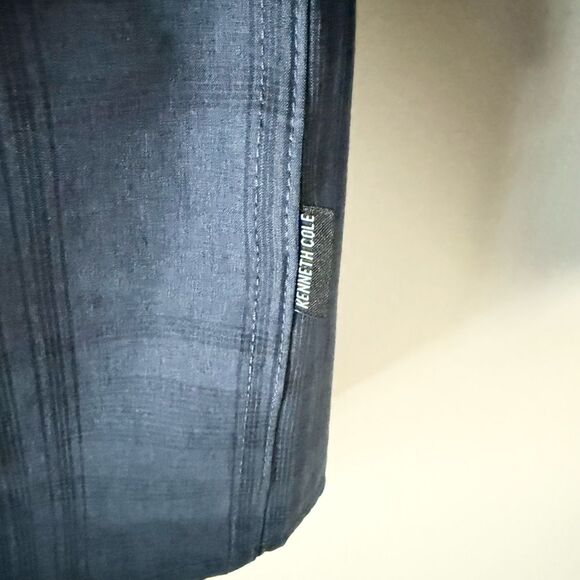 Kenneth Cole Slim Fit Button Down Performance Material in Navy Plaid - Size M - Picture 3 of 6